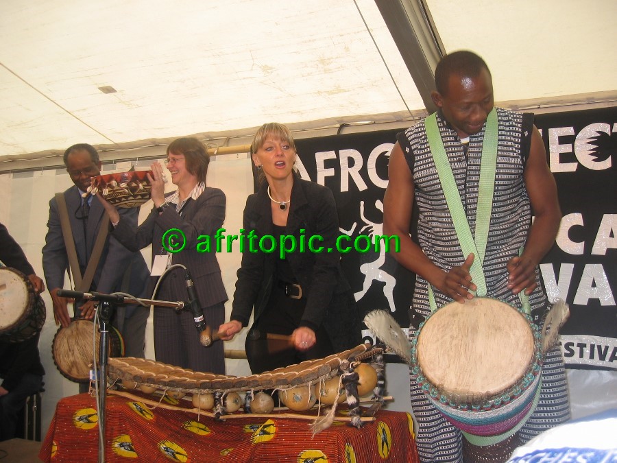 ../Images/afw2006c 226.jpg